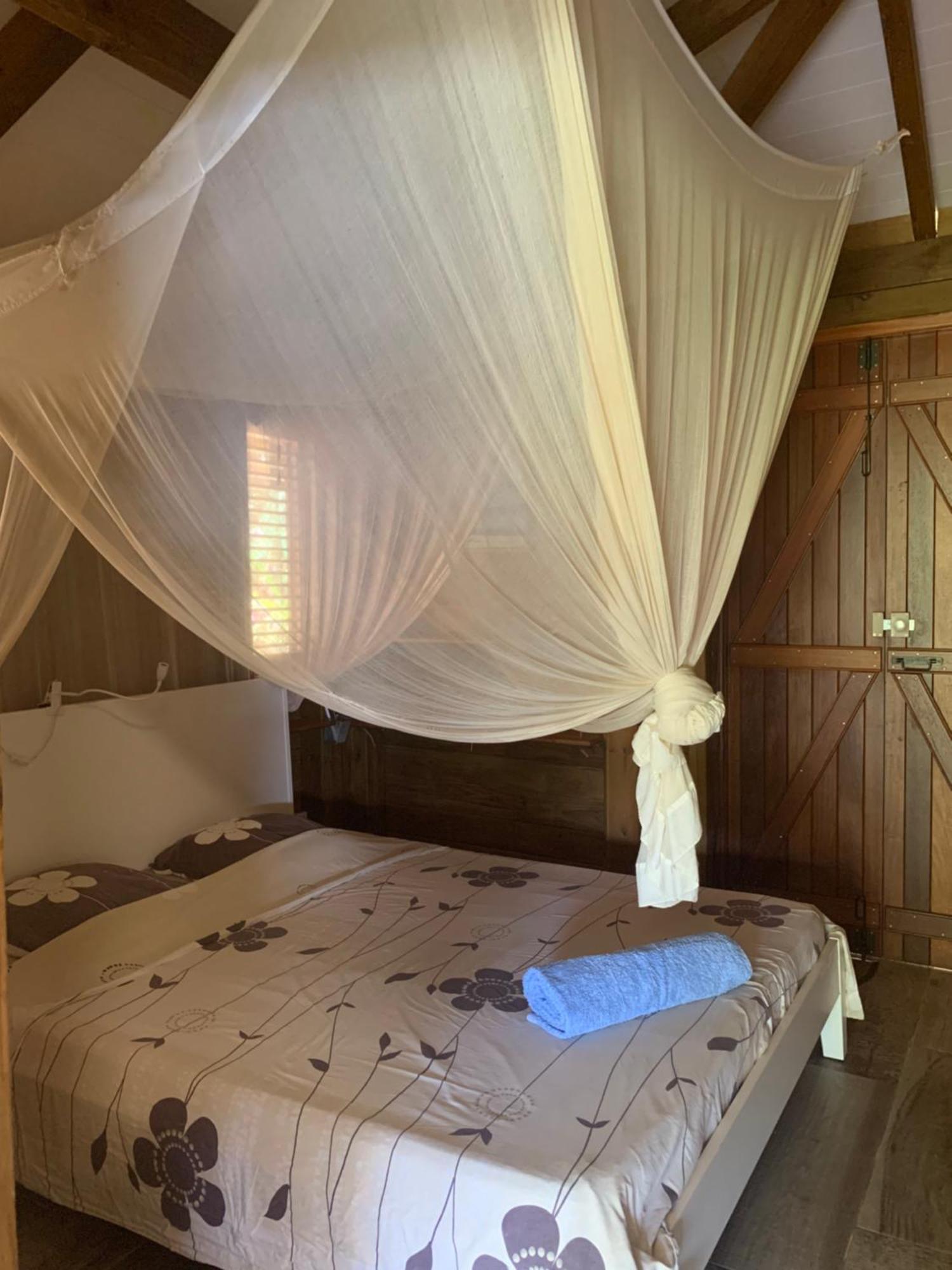 Les Ilets Caraibes Vue Mer Bouillante Exterior photo